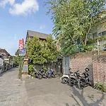 Oyo 90534 Amore Apartment