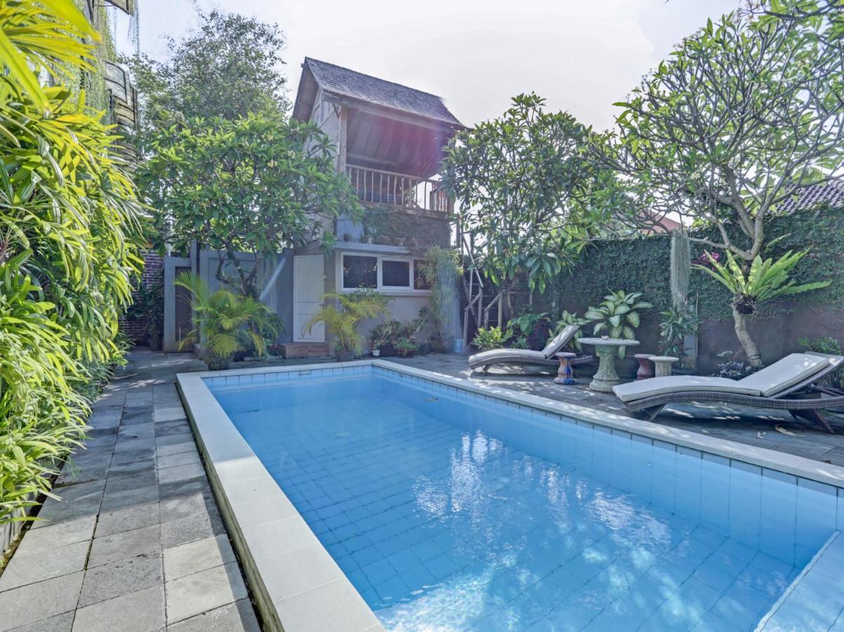 Oyo 90534 Hotel 2*